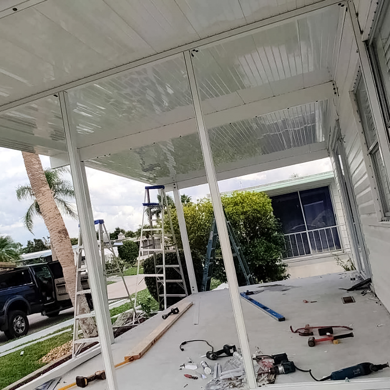 Freedom Carport Division builds, repairs, and replaces mobile home lanais